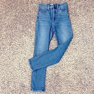Madewell - The Perfect Vintage Jean - High rise - Medium Wash - Straight leg